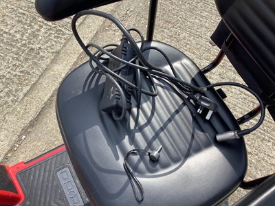 Lot 9 - Go Go mobility scooter with key and charger