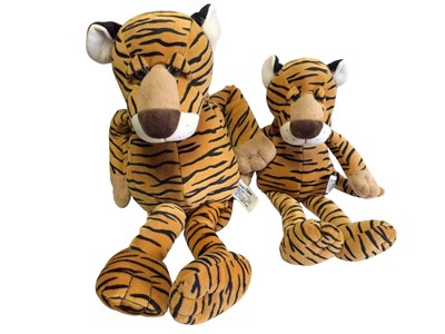 Lot 2014 - Disney Pocahontas Doll & others together with soft toy Tigers and Simba (6)