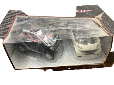 Lot 2033 - Maisto 1:18 Scale Mercedes Benz diecast models and others (qty)