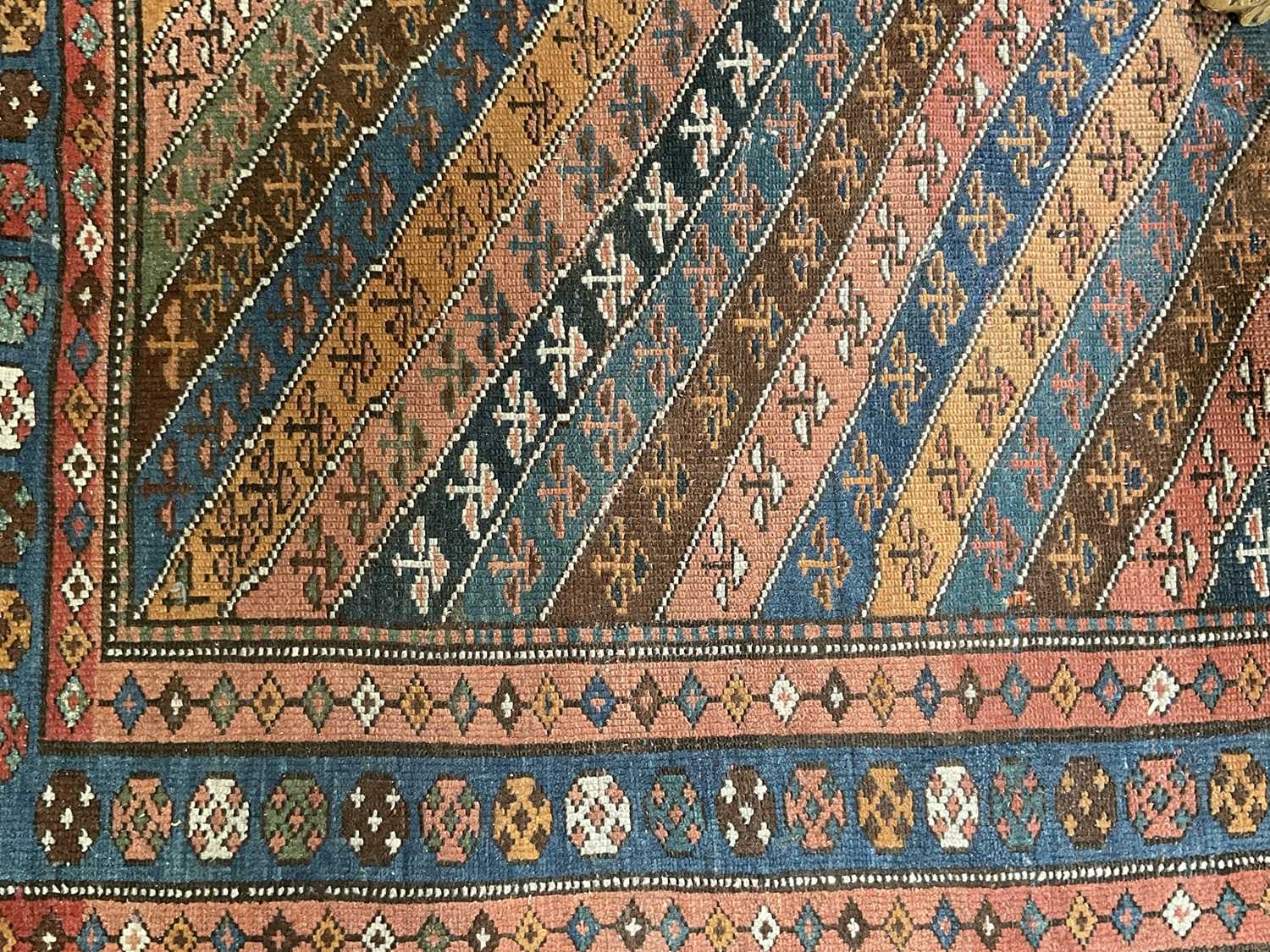 Lot 1529 - North West Persian rug
