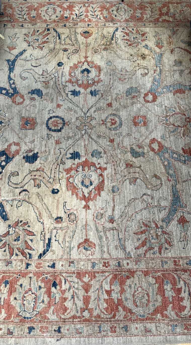Lot 1530 - Ushak style rug with lotus design