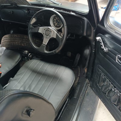 Lot 13 - 1971 Volkswagen VW Beetle, reg. no. WDF 385J