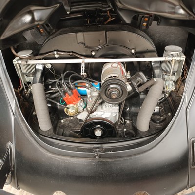 Lot 13 - 1971 Volkswagen VW Beetle, reg. no. WDF 385J