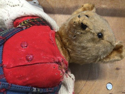 Lot 2644 - Steiff bunny and other bears housed in a vintage pram