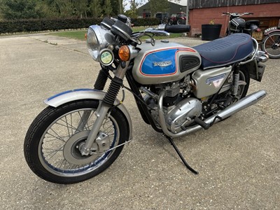Lot 31 - 1977 Triumph Silver Jubilee Bonneville, 744cc motorcycle reg. no. VOO 99S
