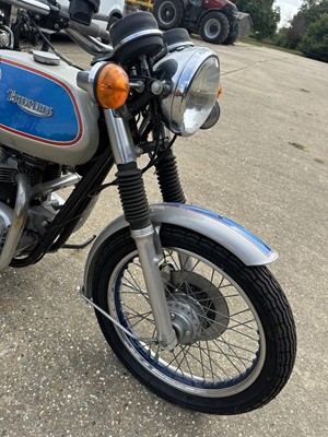 Lot 31 - 1977 Triumph Silver Jubilee Bonneville, 744cc motorcycle reg. no. VOO 99S