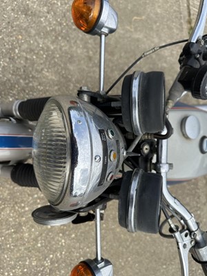 Lot 31 - 1977 Triumph Silver Jubilee Bonneville, 744cc motorcycle reg. no. VOO 99S
