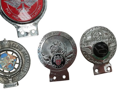 Lot 43 - Collection of vintage car badges including AA, Mallory Park, Austin and others (12).