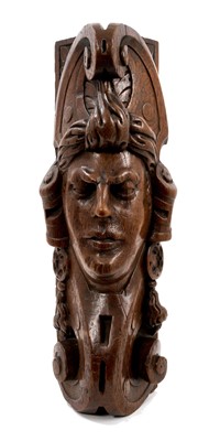 Lot 999 - Late 17th century carved oak corbel