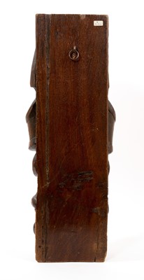 Lot 999 - Late 17th century carved oak corbel