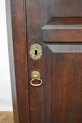 Lot 1538 - George III oak corner cupboard