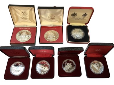 Lot 540 - World - Mixed silver proof coins to include Canada Dollars x 8, Turks & Caicos Islands, 20 Crowns 1975, 1976, 1978, 10 Crowns 1979, Jamaica $10 commemorating 'Anniversary of Independence' 19...
