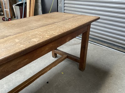 Lot 1606 - 19th French oak farmhouse table