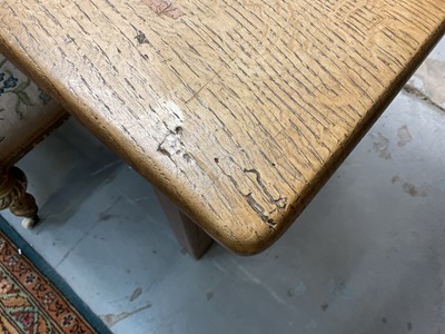 Lot 1606 - 19th French oak farmhouse table
