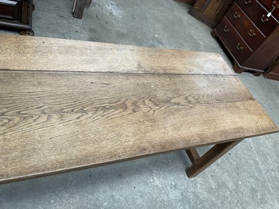 Lot 1606 - 19th French oak farmhouse table