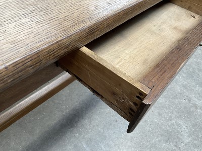 Lot 1606 - 19th French oak farmhouse table