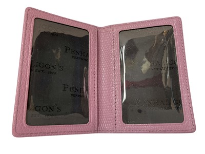 Lot 2083 - Boxed Penhaligon's small jewellery roll, wallet and purse. Also a cosmetic bag. Links boxed credit card wallet, plus two silver purses/wallets.