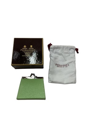 Lot 2083 - Boxed Penhaligon's small jewellery roll, wallet and purse. Also a cosmetic bag. Links boxed credit card wallet, plus two silver purses/wallets.