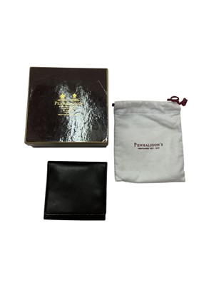 Lot 2083 - Boxed Penhaligon's small jewellery roll, wallet and purse. Also a cosmetic bag. Links boxed credit card wallet, plus two silver purses/wallets.