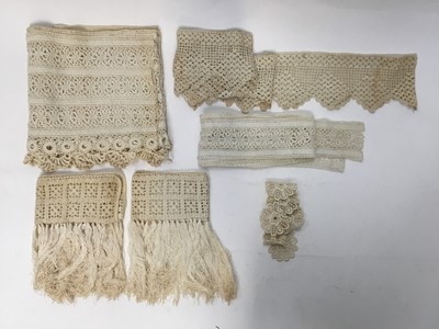 Lot 2114 - Box of antique lace