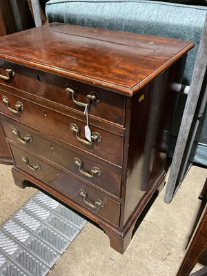Lot 72 - Georgian style mahogany small chest of four graduated drawers on bracket feet, 63cm wide x 41cm deep x 70cm high
