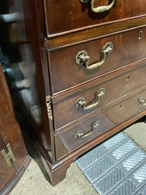 Lot 72 - Georgian style mahogany small chest of four graduated drawers on bracket feet, 63cm wide x 41cm deep x 70cm high
