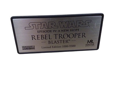 Lot 3 - Master Replicas Limited Edition 1006/2500 Star Wars Episode IV:A New Hope Rebel Trooper Blaster, in display case (1)