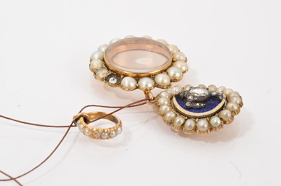 Lot 514 - George III gold enamel, diamond and seed pearl pendant