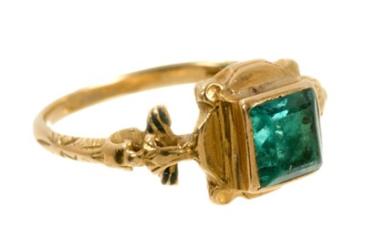 Lot 504 - Antique Renaissance emerald and gold ring, possibly 16th/17th century