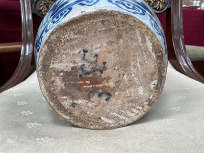 Lot 28 - Antique delftware vase