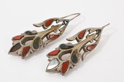 Lot 526 - Pair of Scottish hardstone white metal pendant drop earrings, similar brooch and two buttons/studs