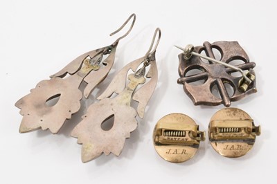 Lot 526 - Pair of Scottish hardstone white metal pendant drop earrings, similar brooch and two buttons/studs
