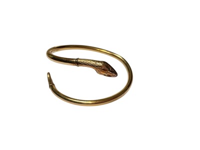 Lot 172 - Group of antique brooches and jewellery to include a Victorian gold plated snake bangle