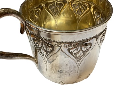Lot 118 - Art Nouveau silver cup with one handle and stylised leaf decoration (Sheffield 1903) 9cm overall height x 7cm rim diameter