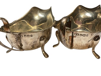 Lot 120 - Pair of 1950s silver sauce boats (Sheffield 1955)