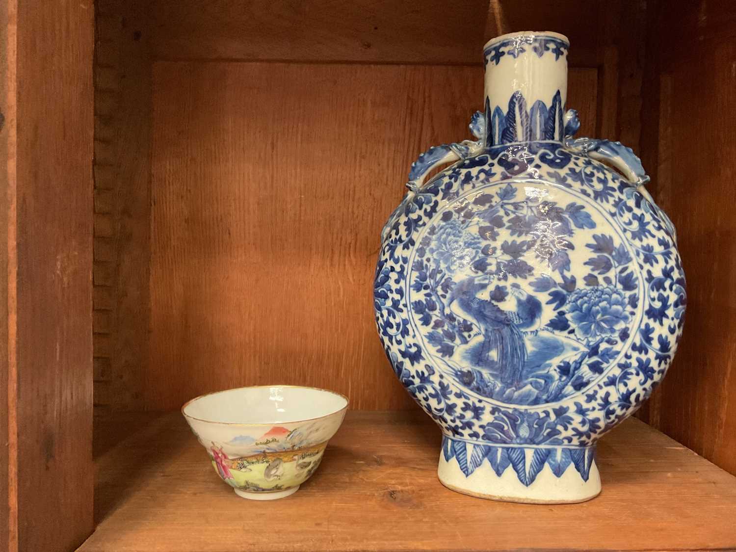 Lot 82 - Chinese blue and white pilgrim vase / 19th century Canton enamelled teabowl