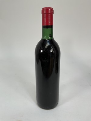 Lot 32 - One bottle, Chateau La Tour Bicheau 1966 Grand Cru de Graves