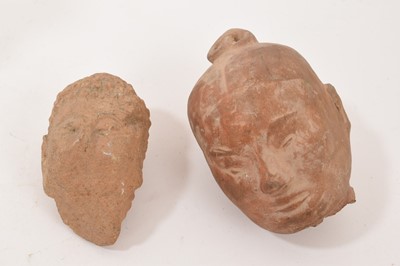 Lot 680 - Chinese tomb figure, two head fragments and bowl