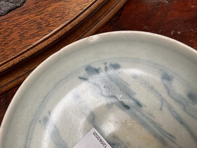 Lot 688 - Vung Tau cargo dish together with a Wanli cargo dish