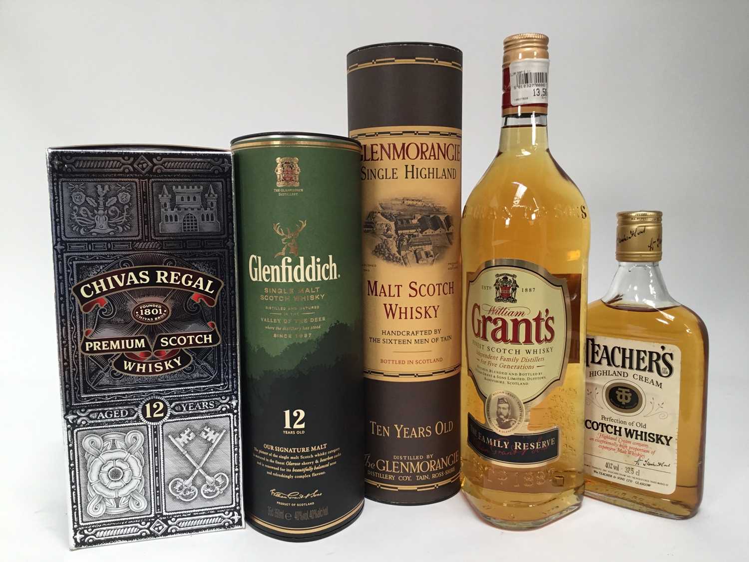 Lot 91 - Five bottles, whisky to include: Glenmorangie ten year old single malt, Grant's, Glenfiddich 12 years old, Chivas Regal and Teacher's