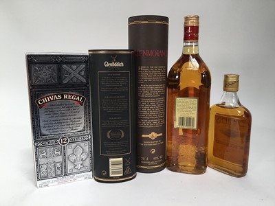 Lot 91 - Five bottles, whisky to include: Glenmorangie ten year old single malt, Grant's, Glenfiddich 12 years old, Chivas Regal and Teacher's