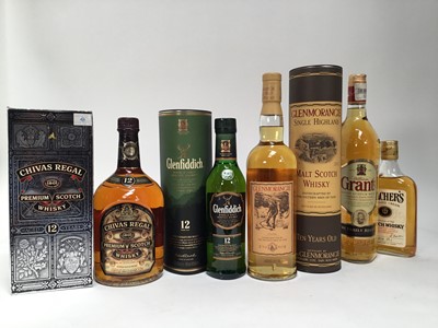 Lot 91 - Five bottles, whisky to include: Glenmorangie ten year old single malt, Grant's, Glenfiddich 12 years old, Chivas Regal and Teacher's