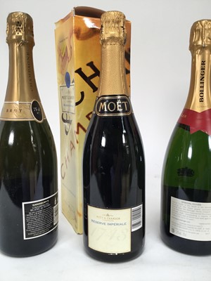 Lot 92 - Four bottles, champagne including Bollinger, Moët & Chandon Reserve Imperiale and two others