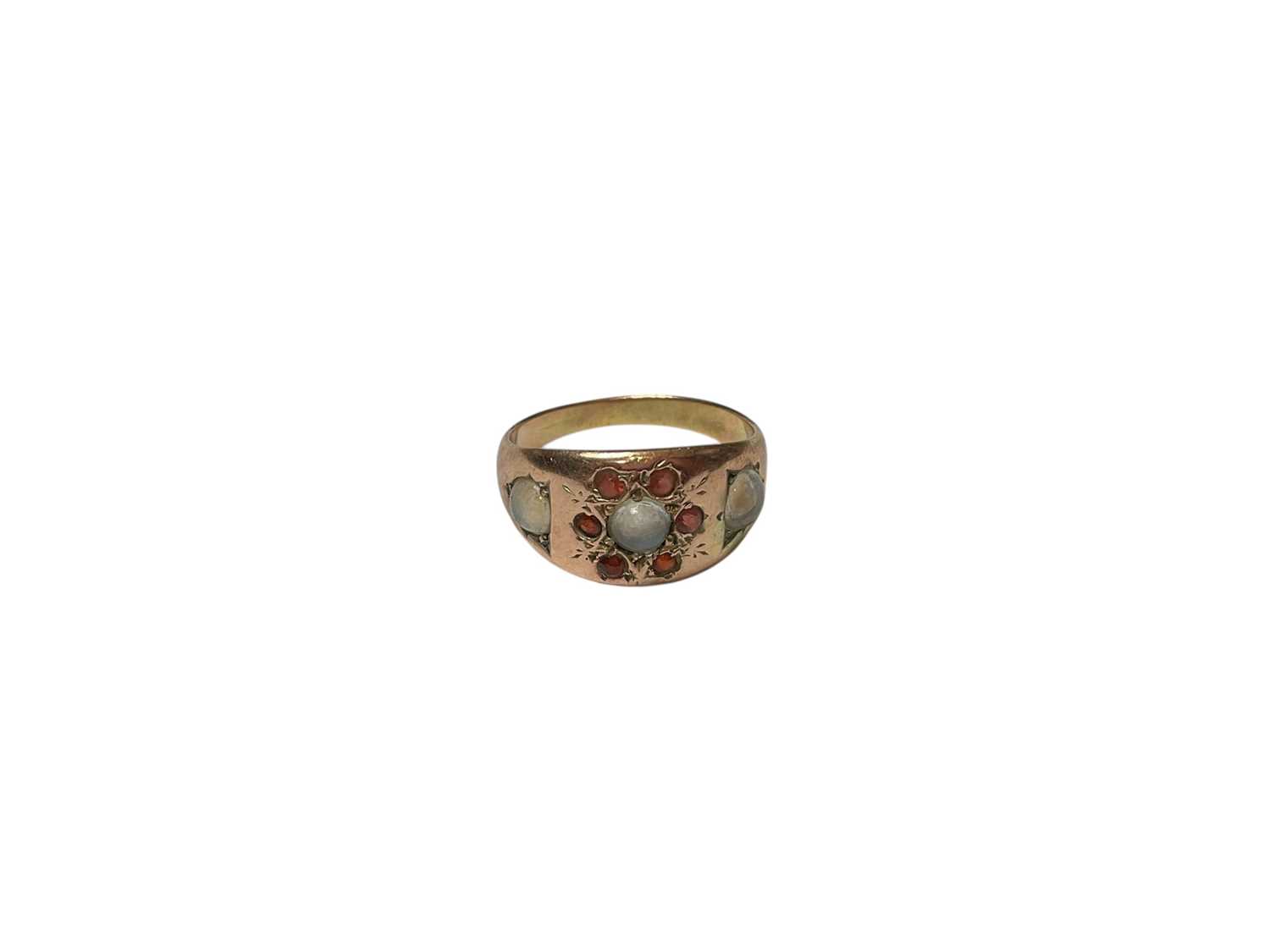 Lot 9 - Antique gold moonstone and garnet cluster ring (stamped 10K)