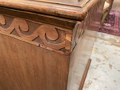 Lot 1259 - Late 19th century mahogany twin pedestal desk, the green leather lined top above an arrangement of six drawers with brass lion mask ring handles