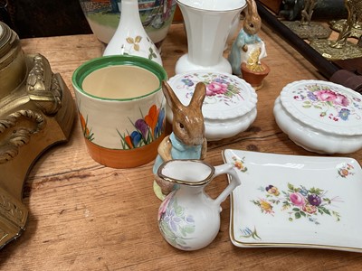 Lot 15 - Group of ceramics, including a Chinese vase, a Clarice Cliff pot, etc