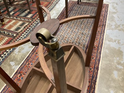 Lot 1281 - Edwardian satinwood oval side table