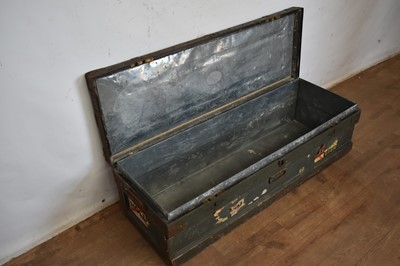 Lot 1290 - WWI period army trunk