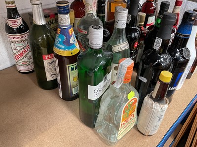 Lot 73 - Group of wines and spirits, to include port, sherry, Cointreau, etc
