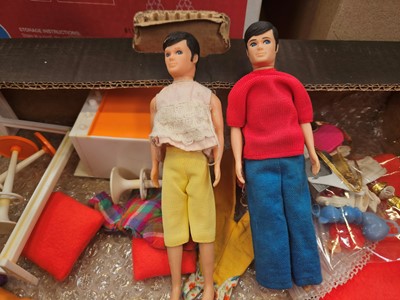 Lot 2058 - Pippa dolls no.2 (x8), Pippa doll no.3, inc. Pippa Penny Brown, Pippa Jasmine plus two Pete. Also a good selection of clothing and accessories and a red Pippa wardrobe.
